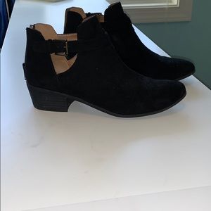 Abound Ladies Black boots